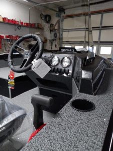 2026-Lund-1700-Explorer-Side-Console-7