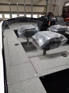 2026-Lund-1700-Explorer-Side-Console-9